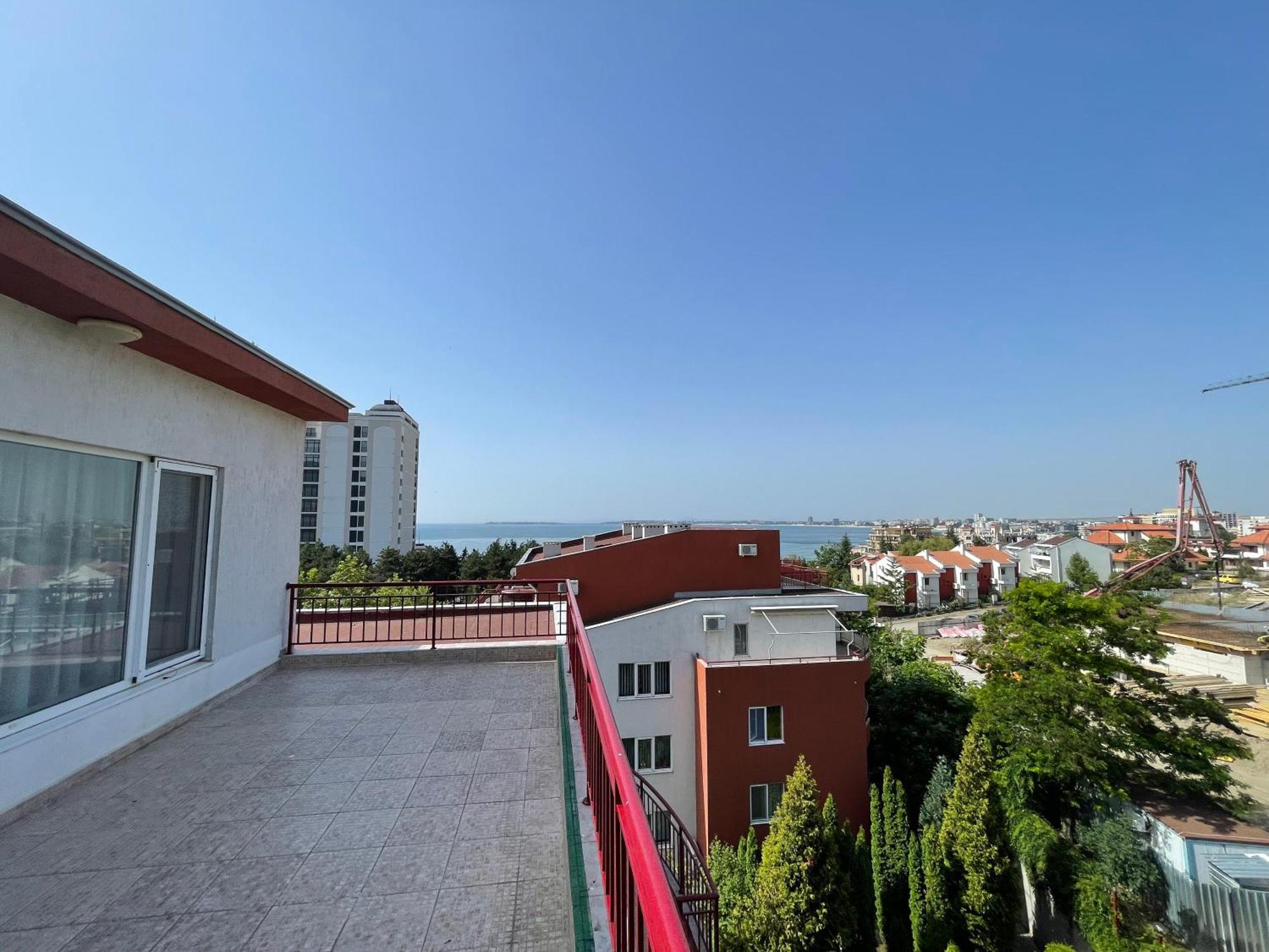 Green Fort - Prestige Sea Viev Apartments Pantai Sunny Luaran gambar